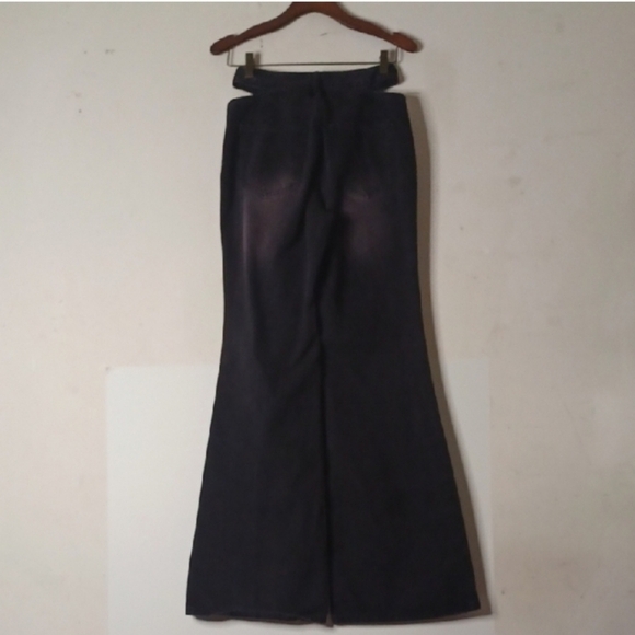 Women's Chic Black Wide-Leg Pants - Picture 2 of 14